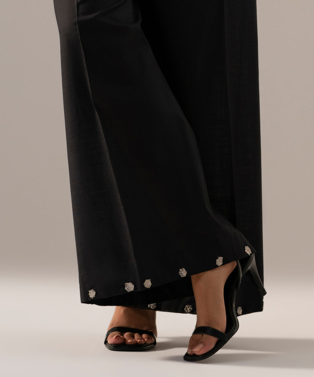 Women's RTW Cross Hatch Solid Black Flared Pants