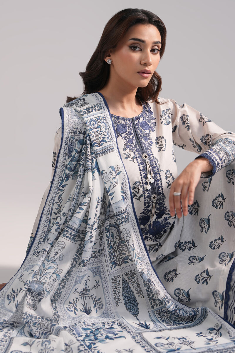 3 Piece - Embroidered Zari Lawn Suit