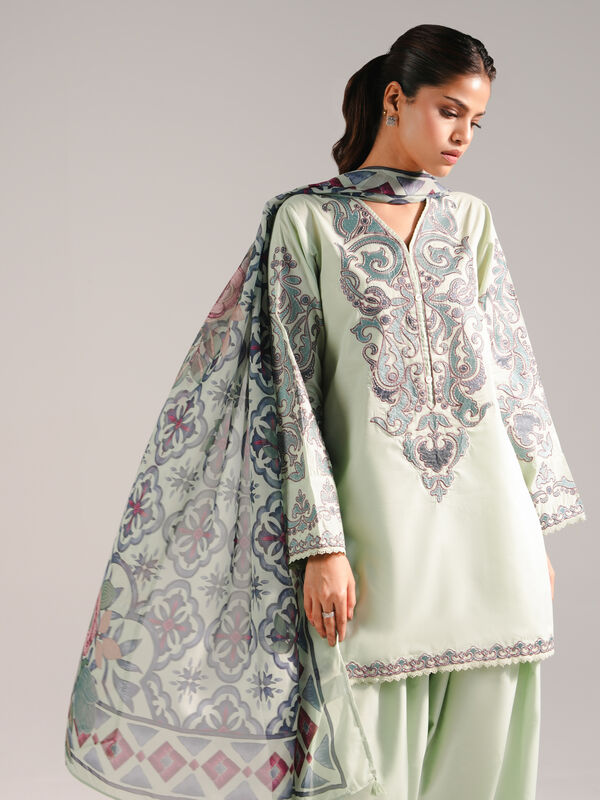 3 Piece - Embroidered Zari Lawn Suit
