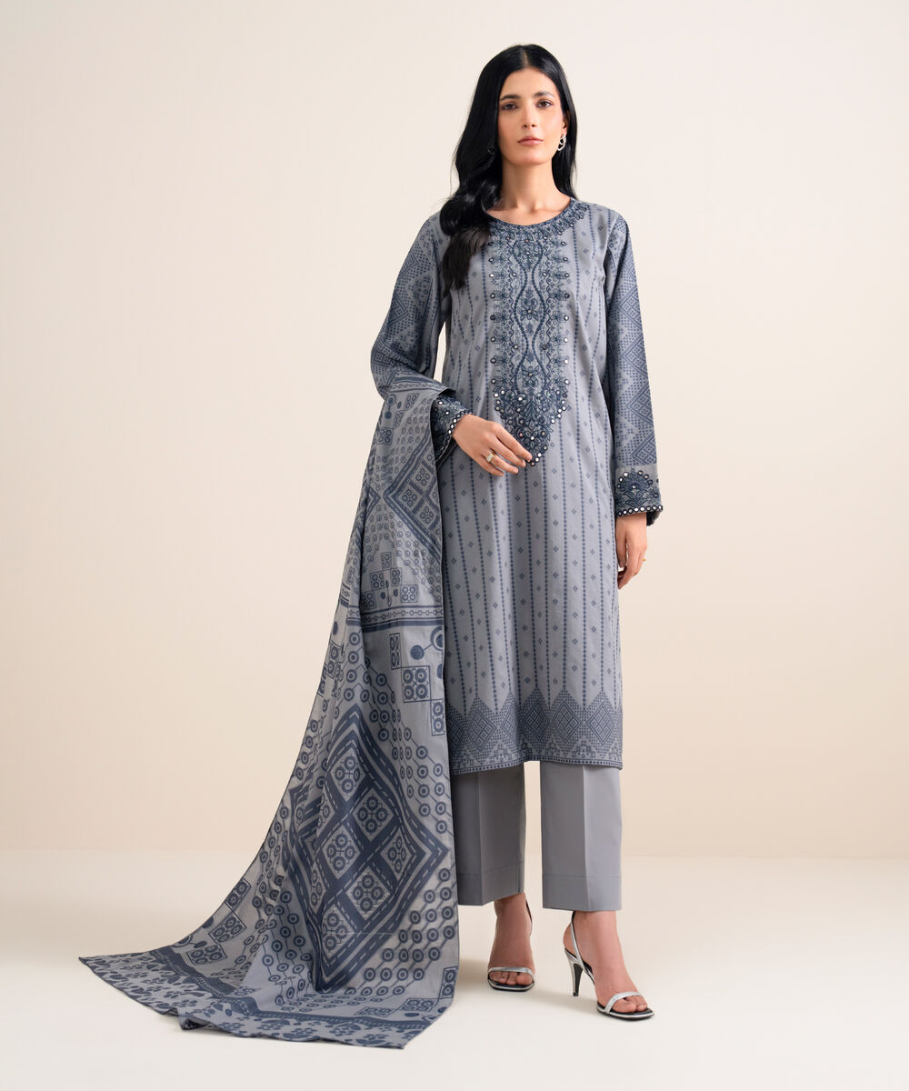 3 Piece - Embroidered Jacquard Suit