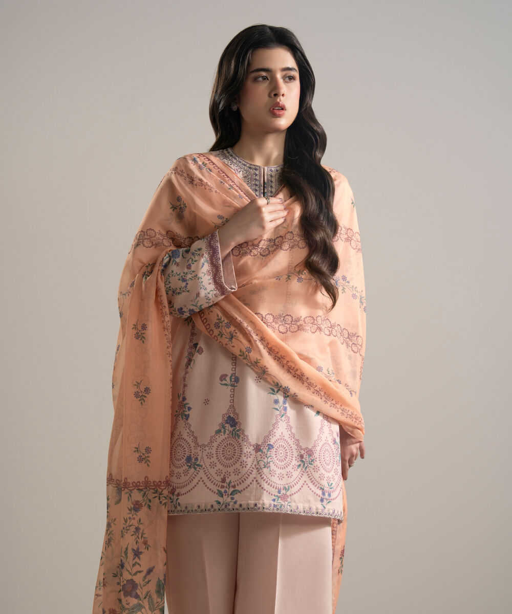 Women's RTW Slub Lawn Embroidered Purple 3 Piece Suit