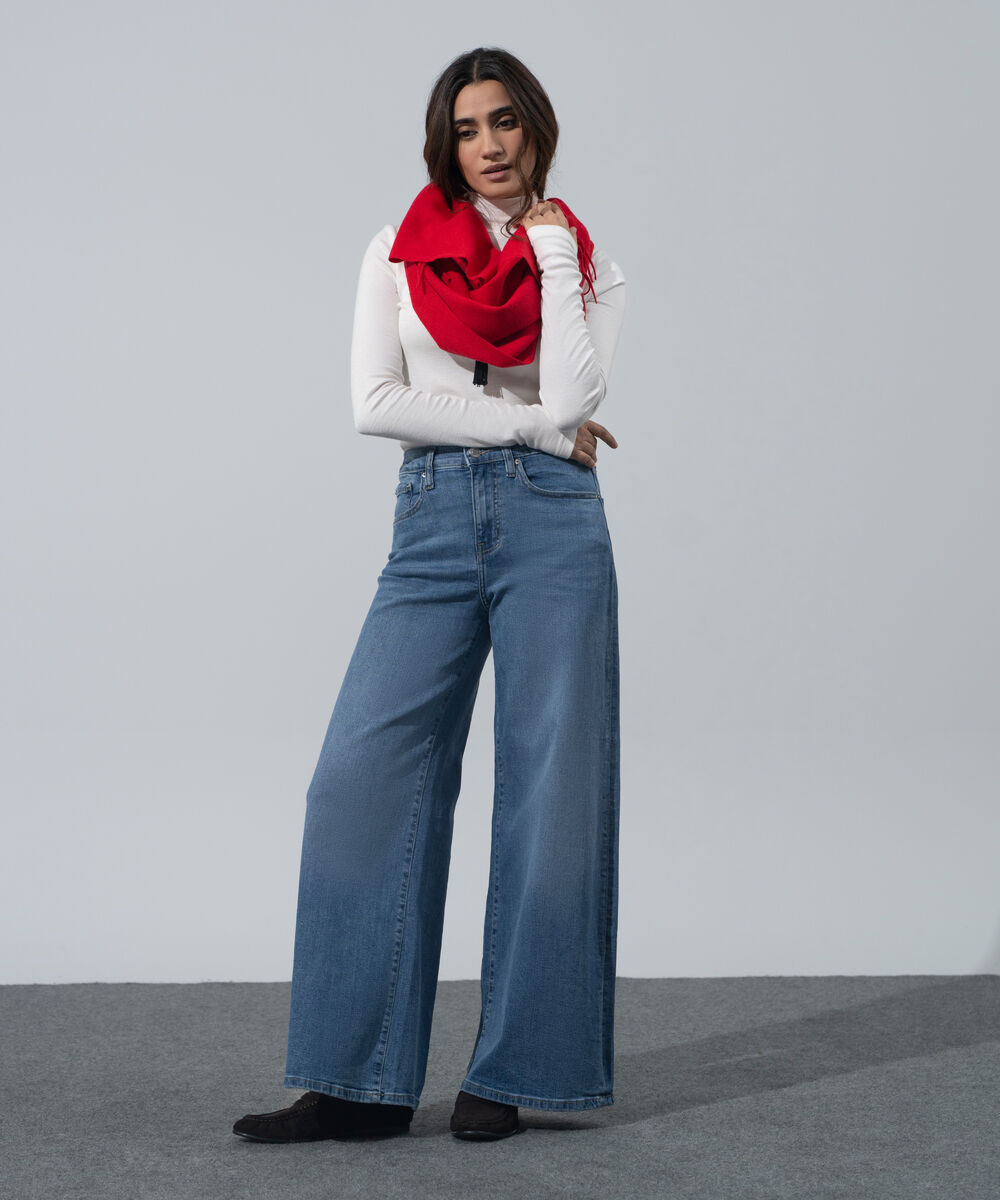 Women's Western Wear Red Polyester Solid Woolen Scarf