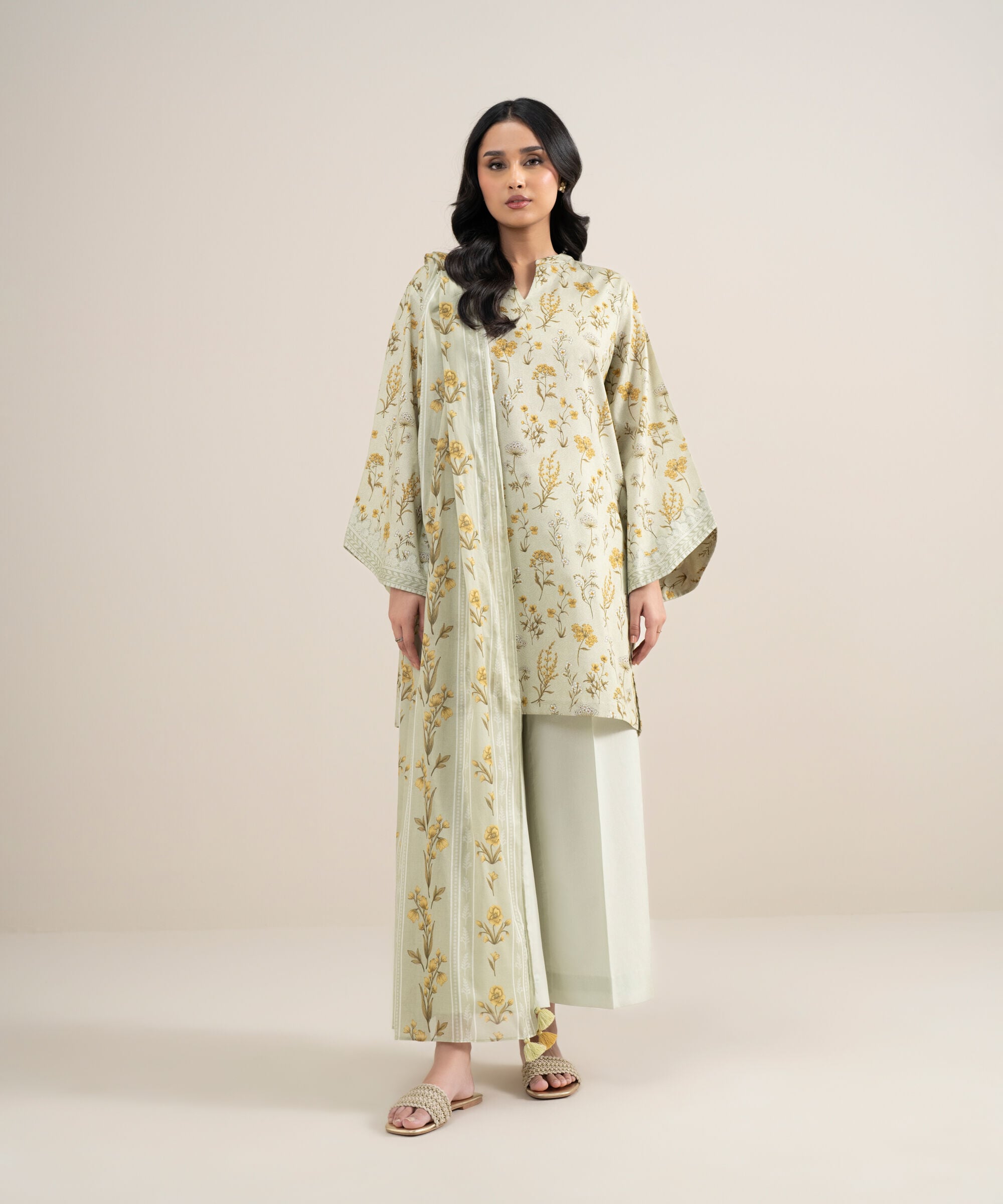 Unstitched 3 PC U3PDDS26V575
