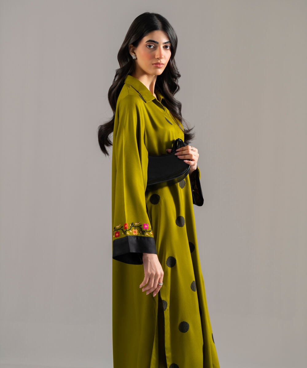 Women's RTW Bedford Solid Embroidered Green A-Line Shirt