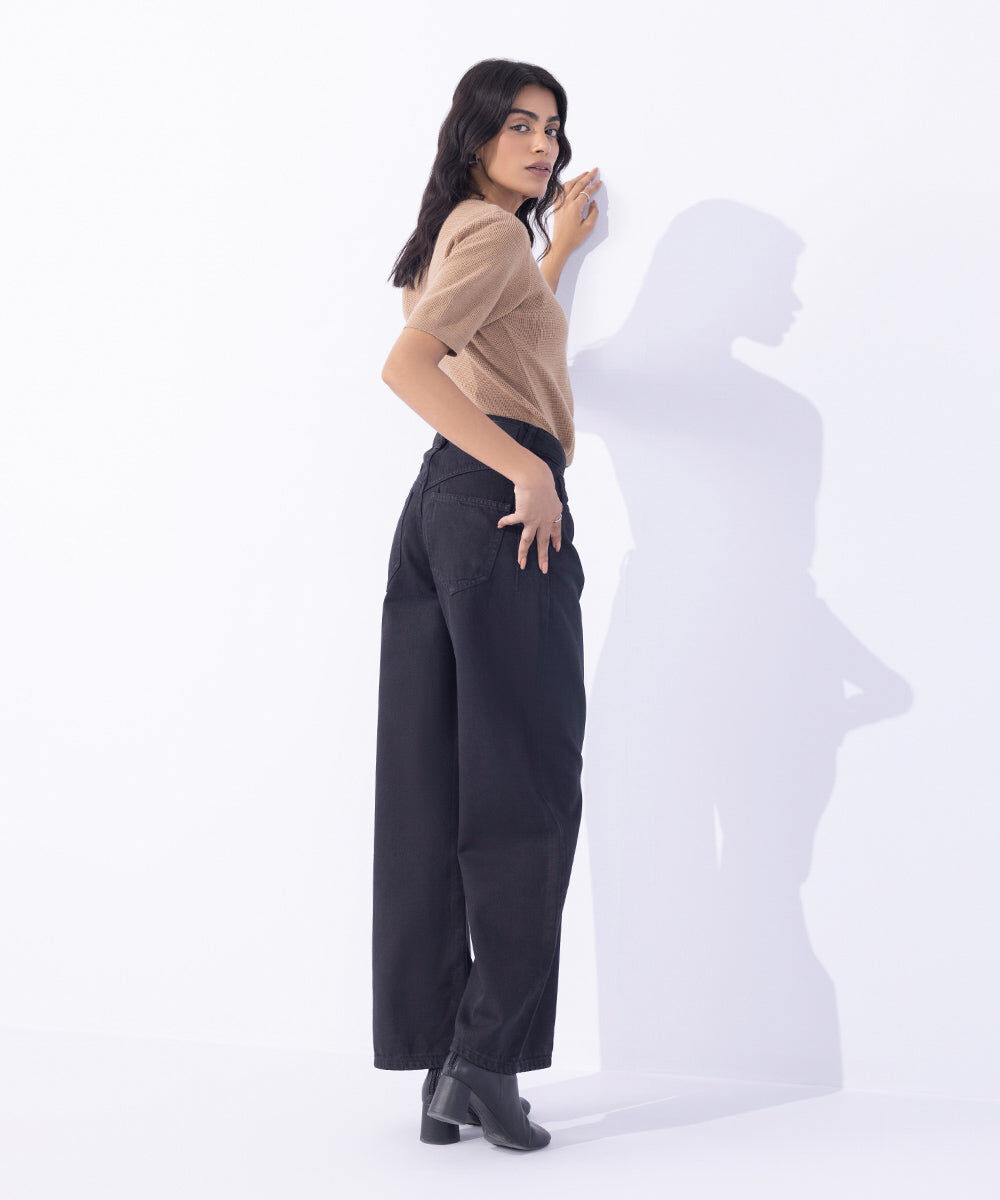 Woman - Black Cropped Wide Leg Fit  Jeans