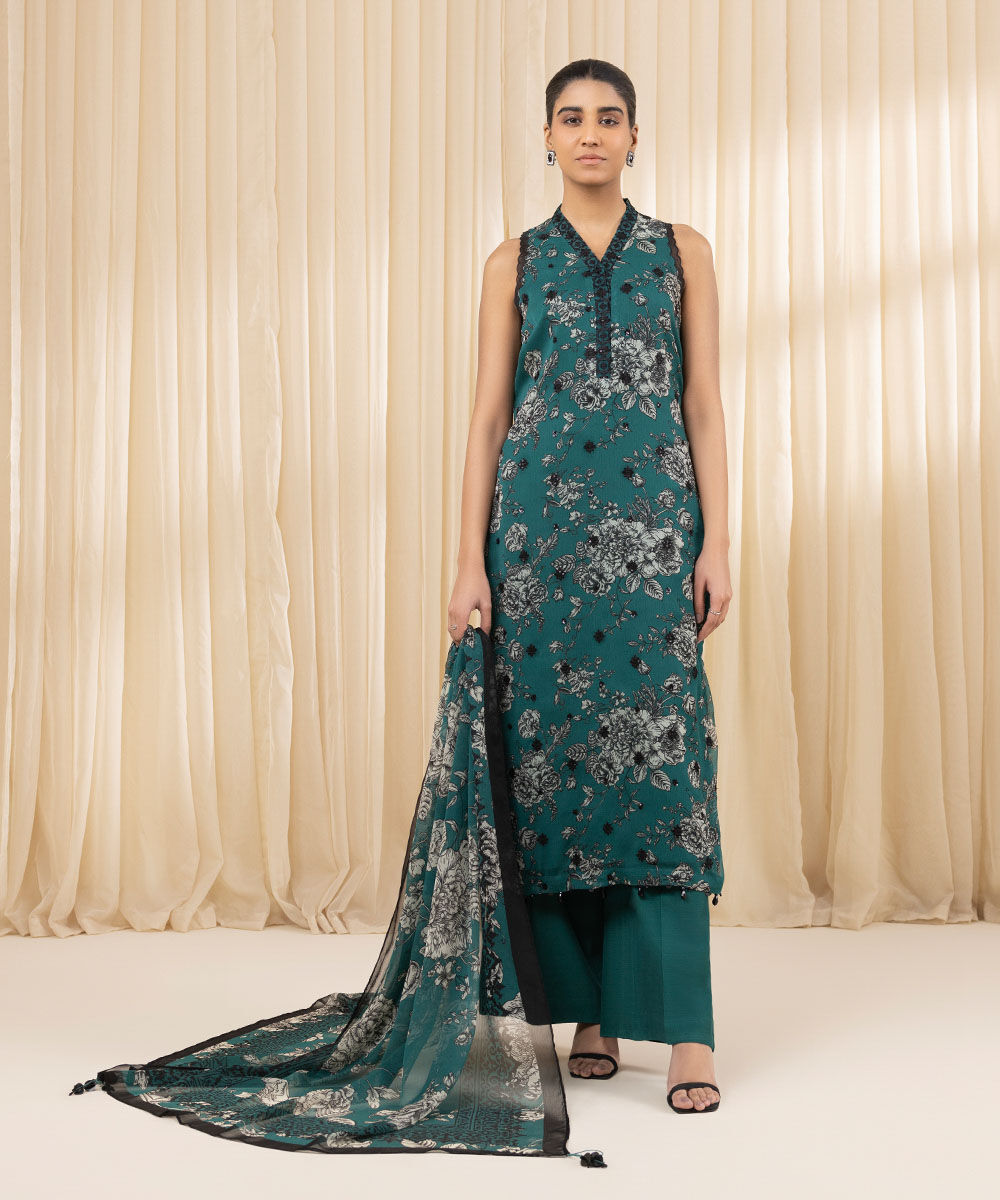 Unstitched Women's Embroidered Blended Chiffon Green Three Piece Suit