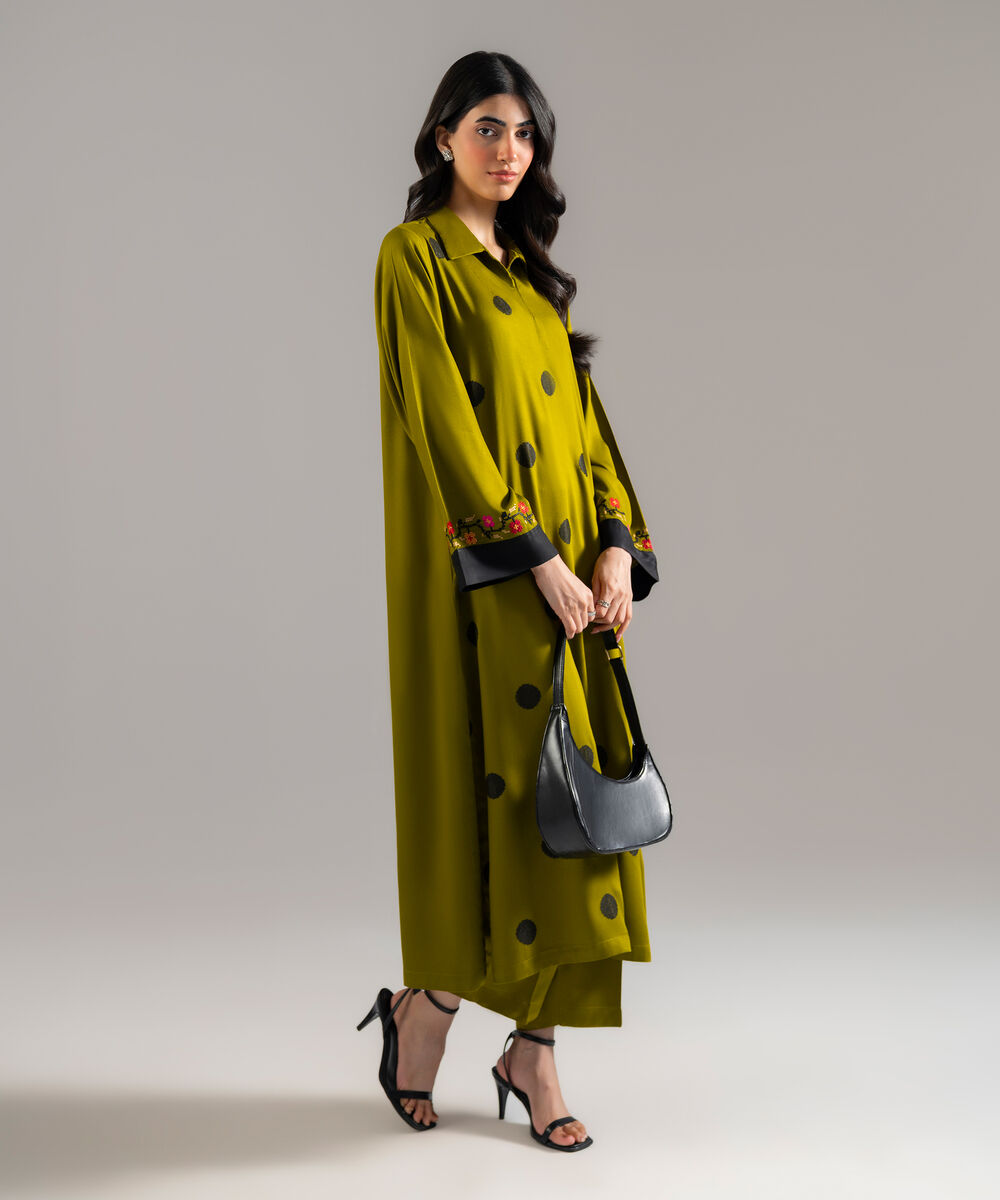 Women's RTW Bedford Solid Embroidered Green A-Line Shirt