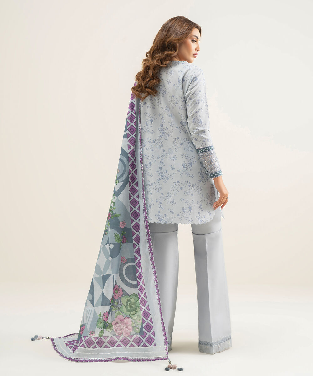 Women's Unstitched Lawn Grey Embroidered 3 Piece Suit