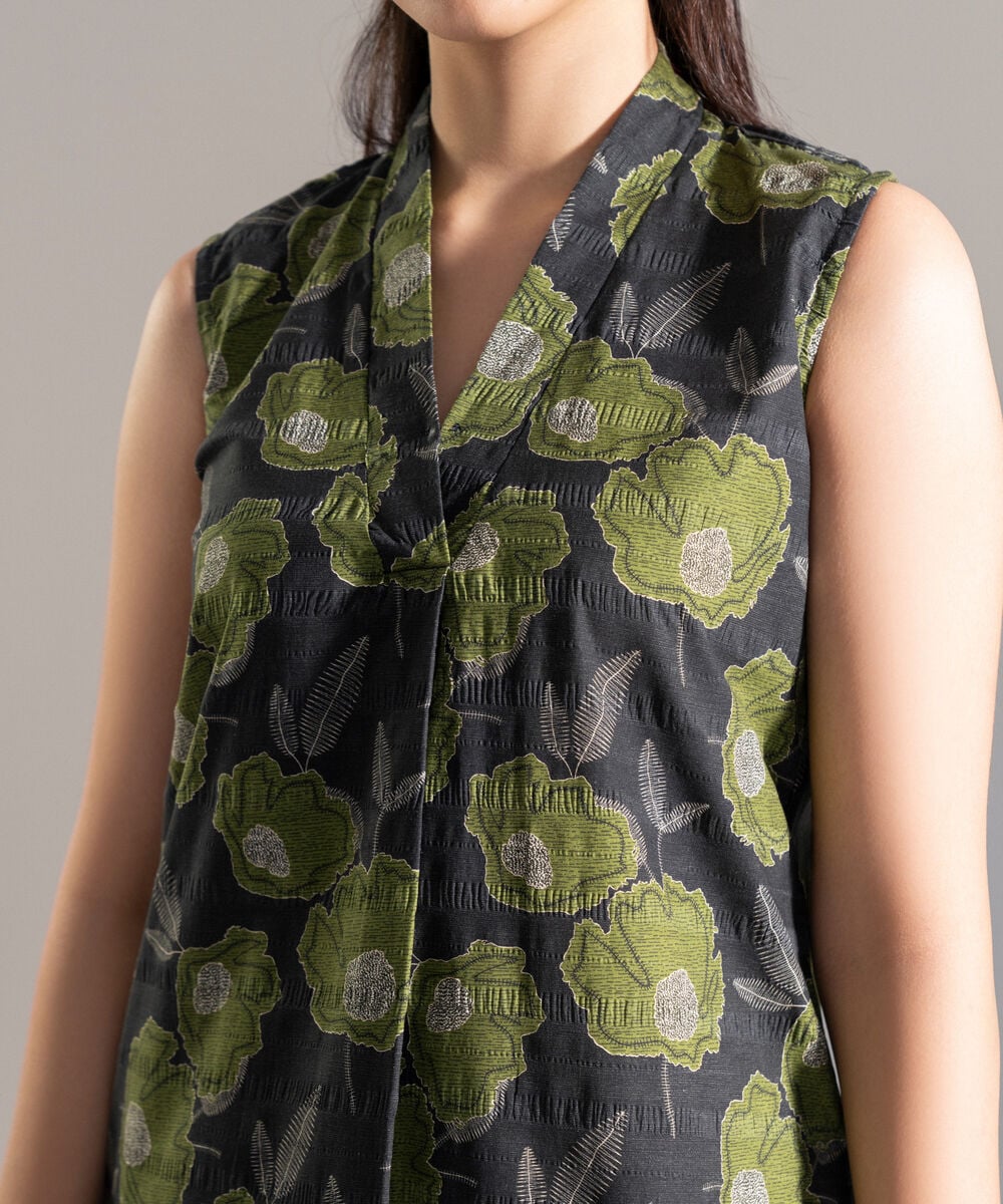 Women's RTW Seersucker Printed Black 2 Piece Suit