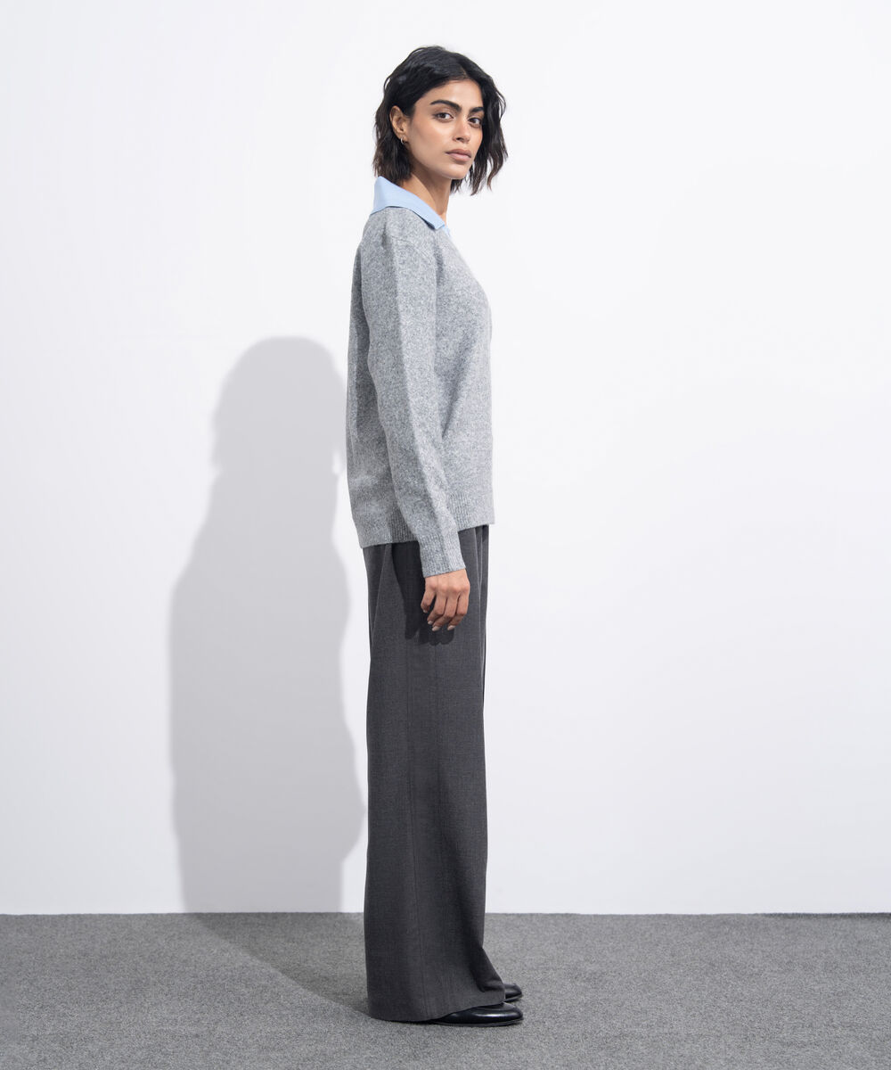 Women's Western Wear Grey Contrast Collar Knit Sweater