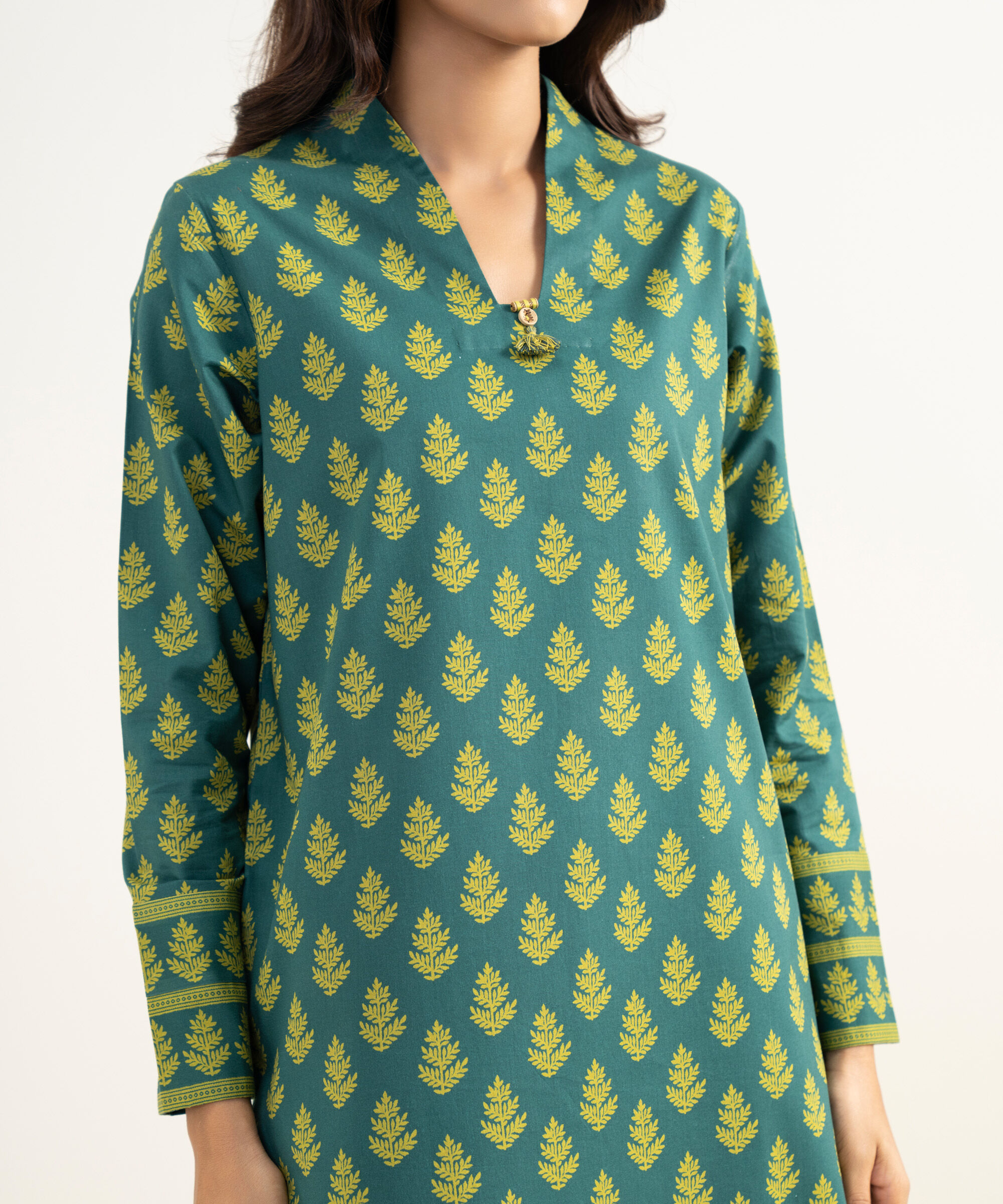 Unstitched 3 PC 3PDYS26V3130