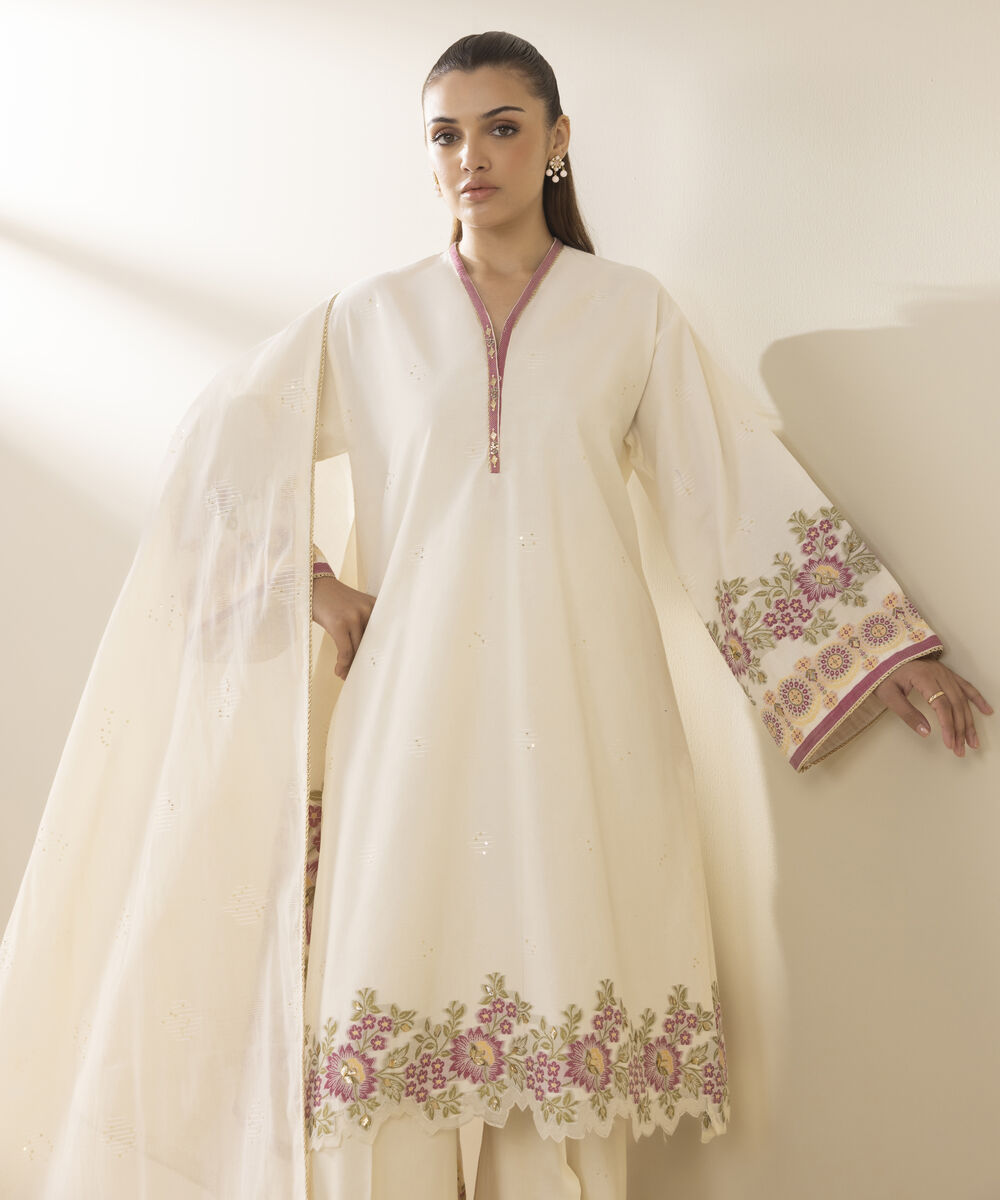 Unstitched Women's Off White Jacquard 3 Piece Suit