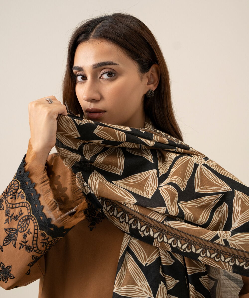 Women's Unstitched Basic Khaddar Embroidered Brown 3 Piece Suit