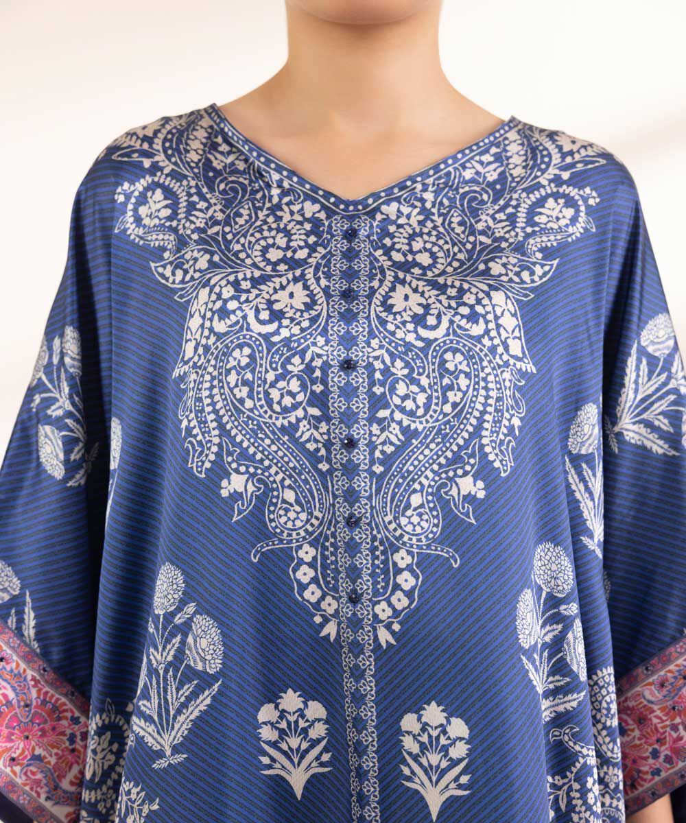 Woman - Blue 3 Piece - Embellished Silk Suit