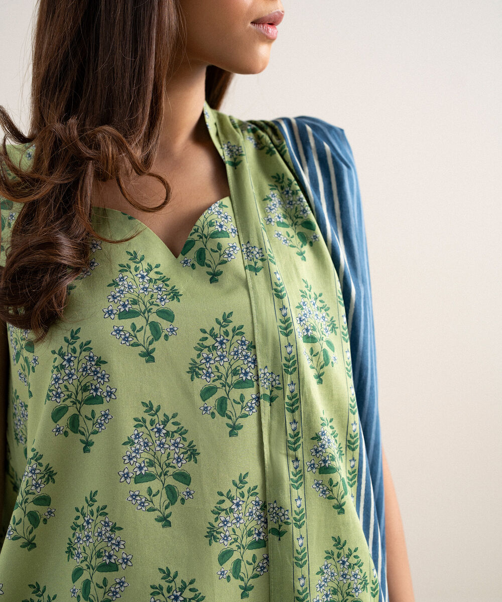 Women's Unstitched Lawn Printed Green 3 Piece Suit