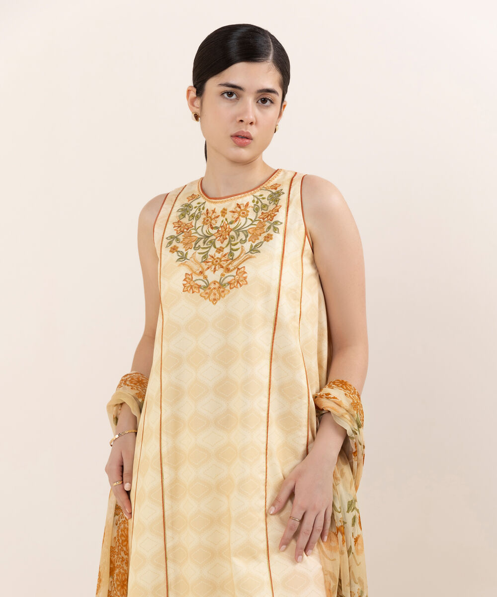 Women's Unstitched Cotton Embroidered Pink Three Piece Suit