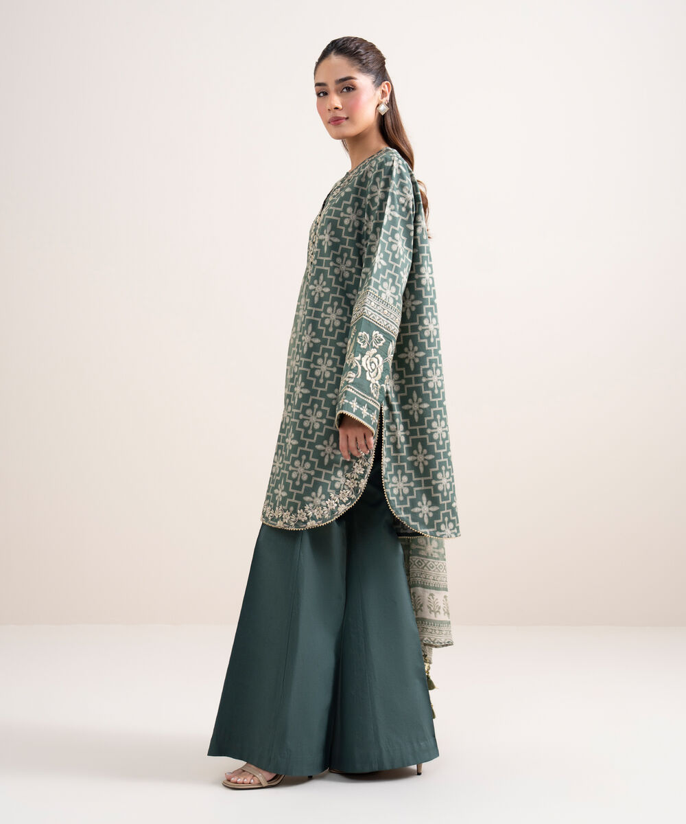 Women's Unstitched Lawn Embroidered Green 3 Piece Suit