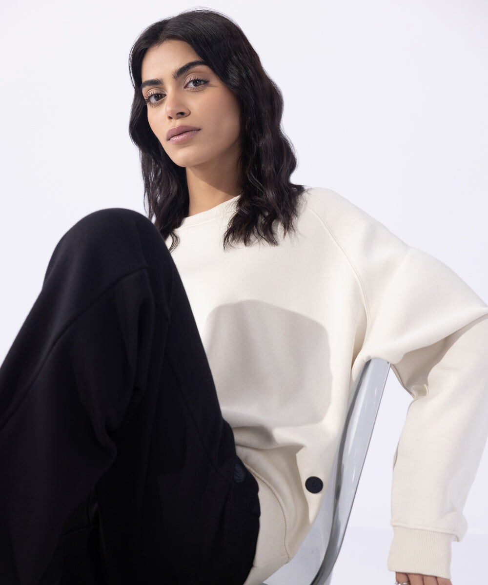 Woman - Off White Fleece Sweatshirt with Raglan Sleeves