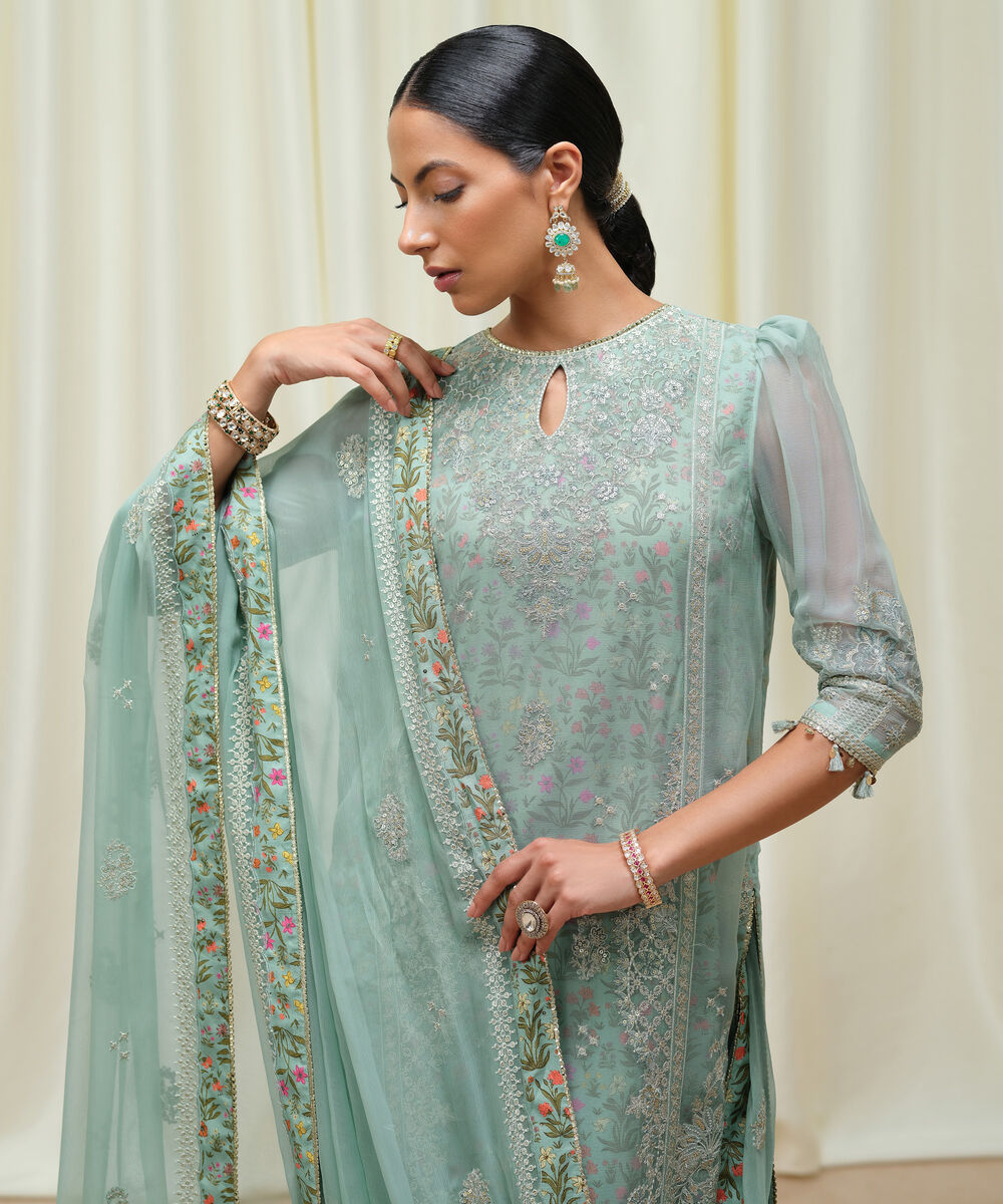 Women's Unstitched Crinkle Chiffon Dyed Three Piece Suit