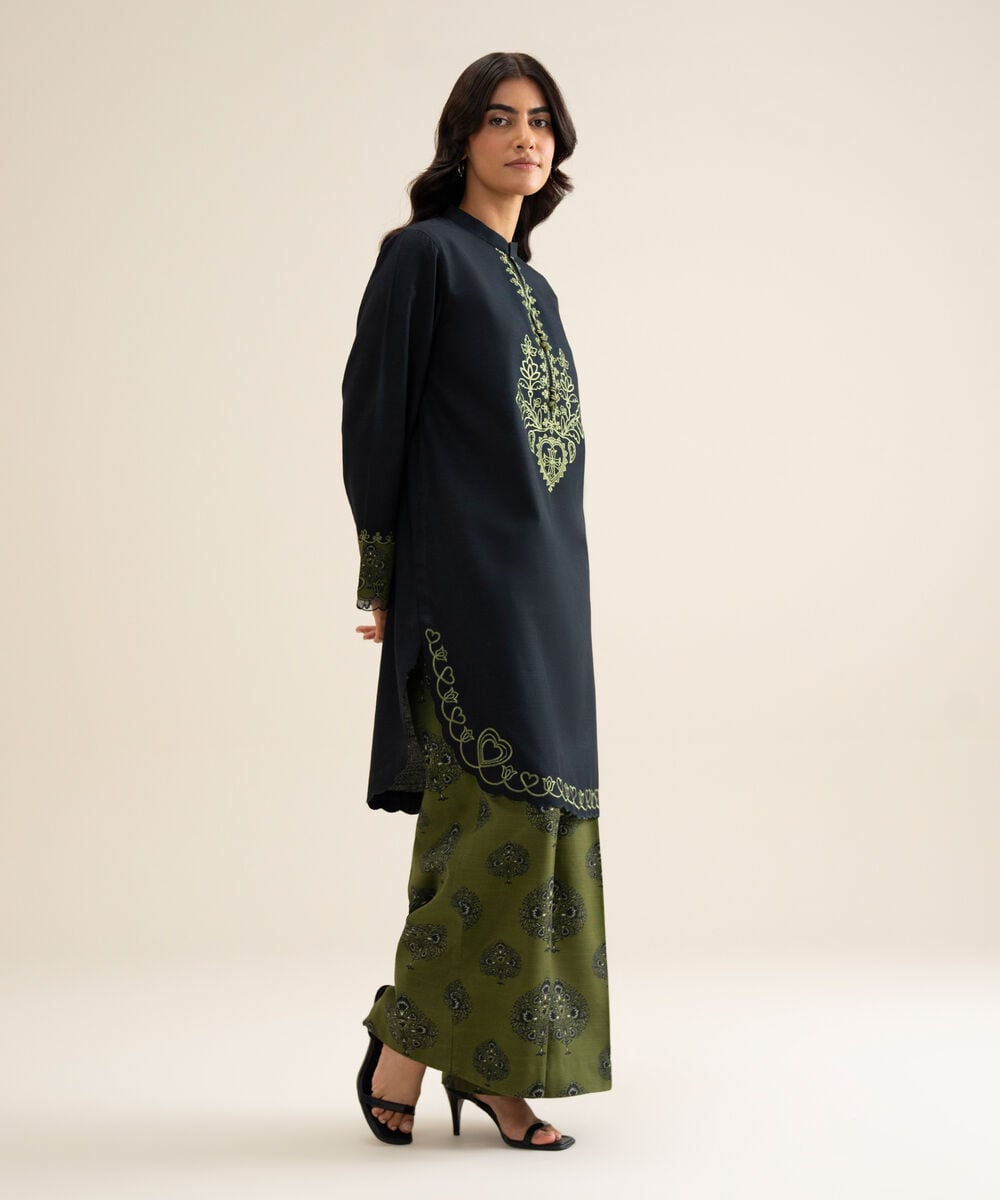 Women's Unstitched Light Khaddar Embroidered Black 2 Piece Suit