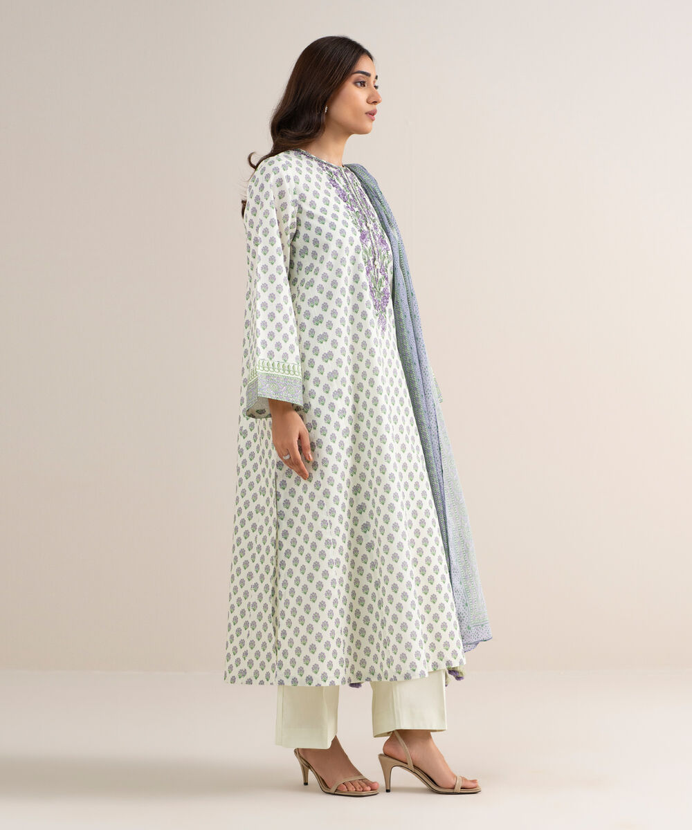 Women's Unstitched Lawn Embroidered Off White 3 Piece Suit