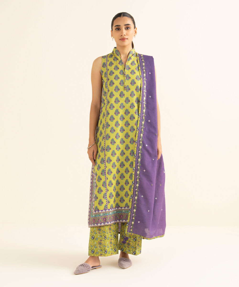 Women's Unstitched Light Khaddar Embroidered Multi 3 Piece Suit