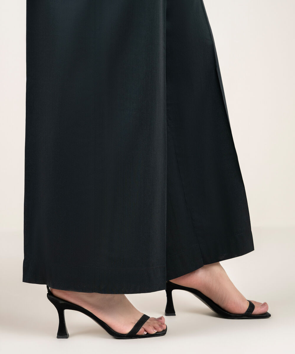 Women's RTW Cotton Viscose Solid Black Culottes