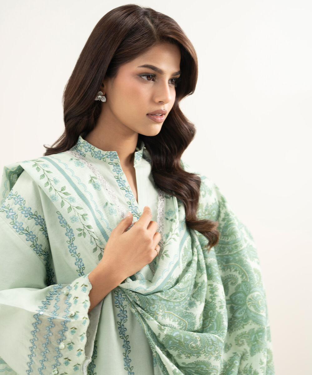 Women's Unstitched Lawn Embroidered Green 3 Piece Suit