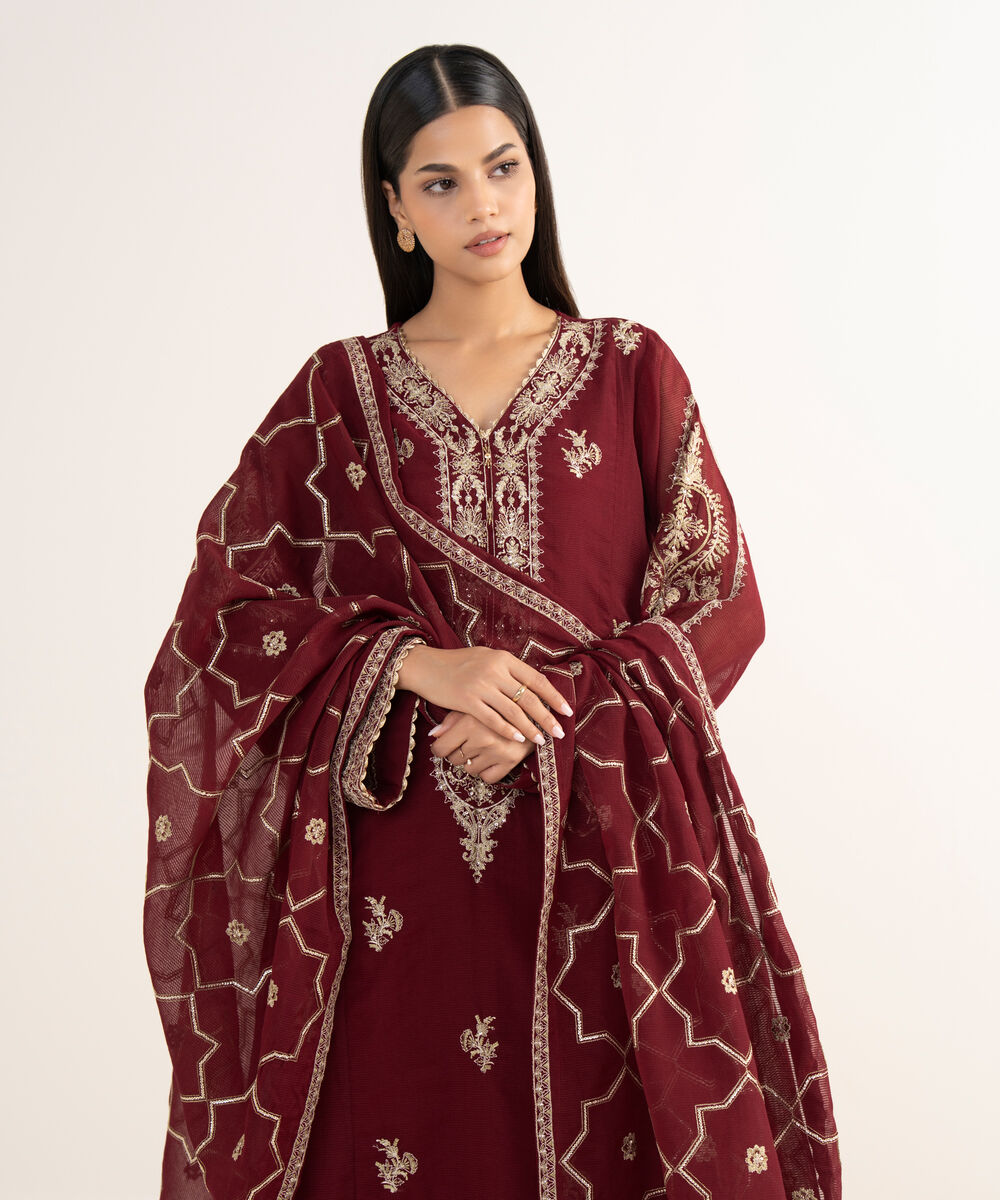 Women's RTW Blended Textured Karandi Maroon Embroidered 3 Piece Suit