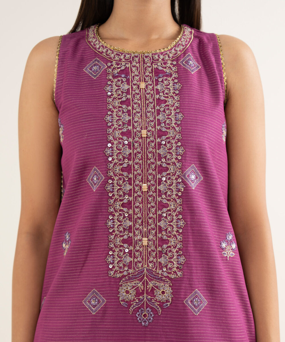 Women's Unstitched Embroidered Zari Khaddar Purple 3 Piece Suit