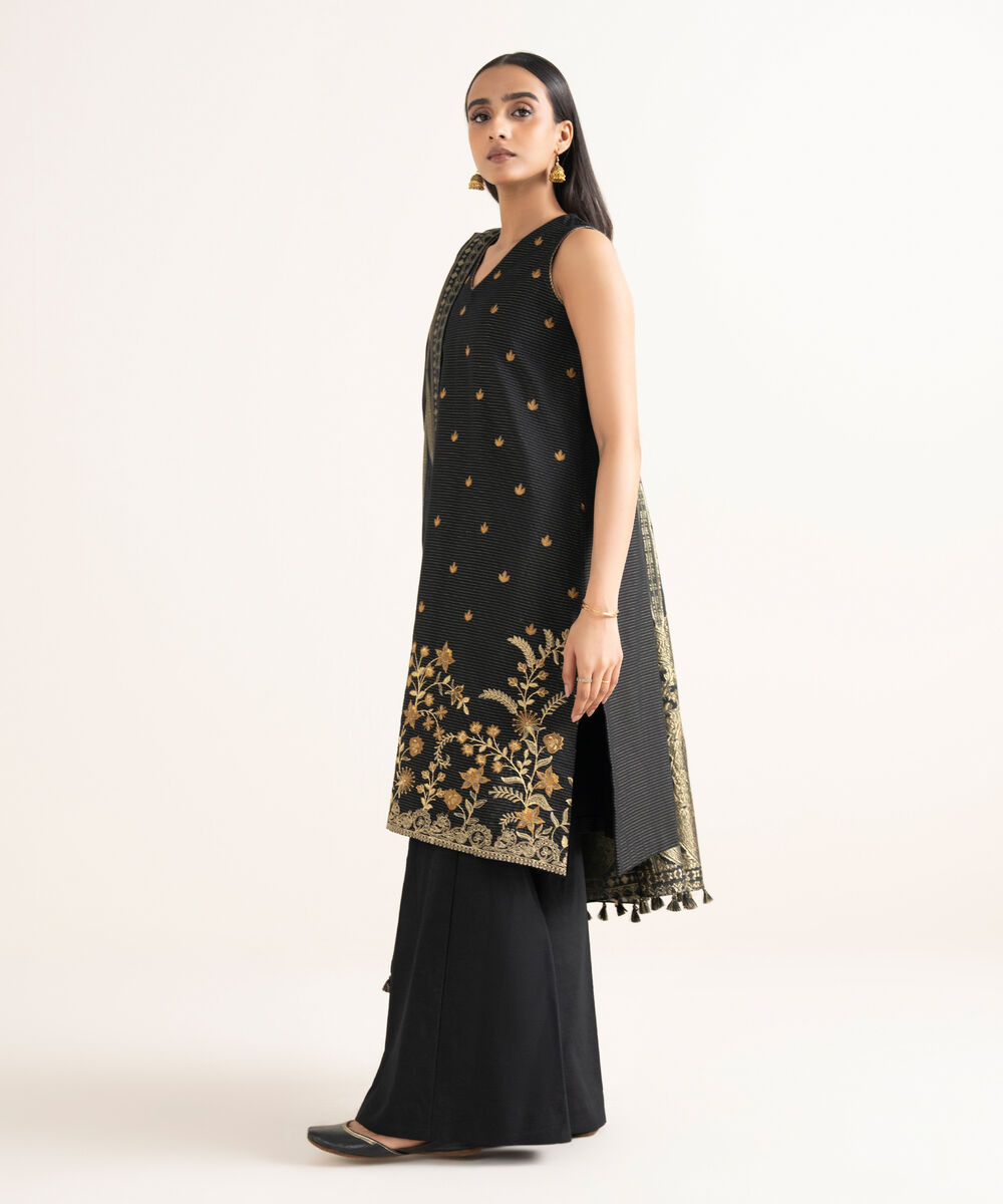 Women's Unstitched Embroidered Zari Khaddar Black 3 Piece Suit
