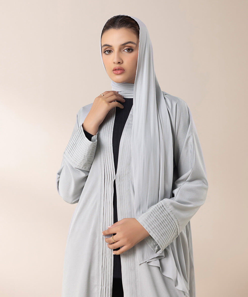 Woman - Grey Abaya Set with Pleat Detail