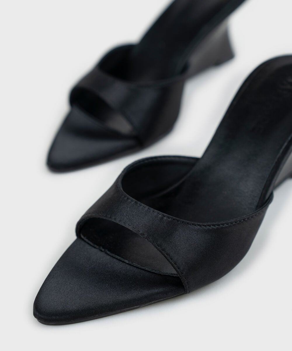 Women's Black Pointed Toe Wedge Heel