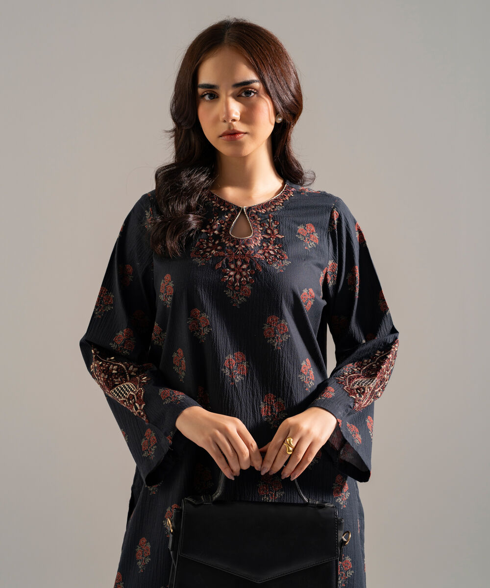 Women's RTW Seersucker Embroidered Black 2 Piece Suit