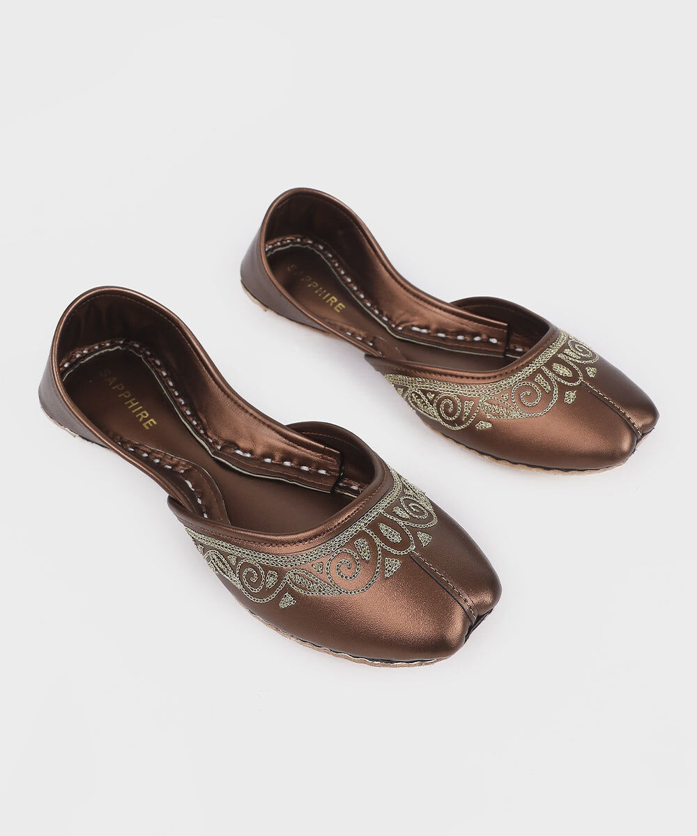 Woman - Brown Embroidered Khussas