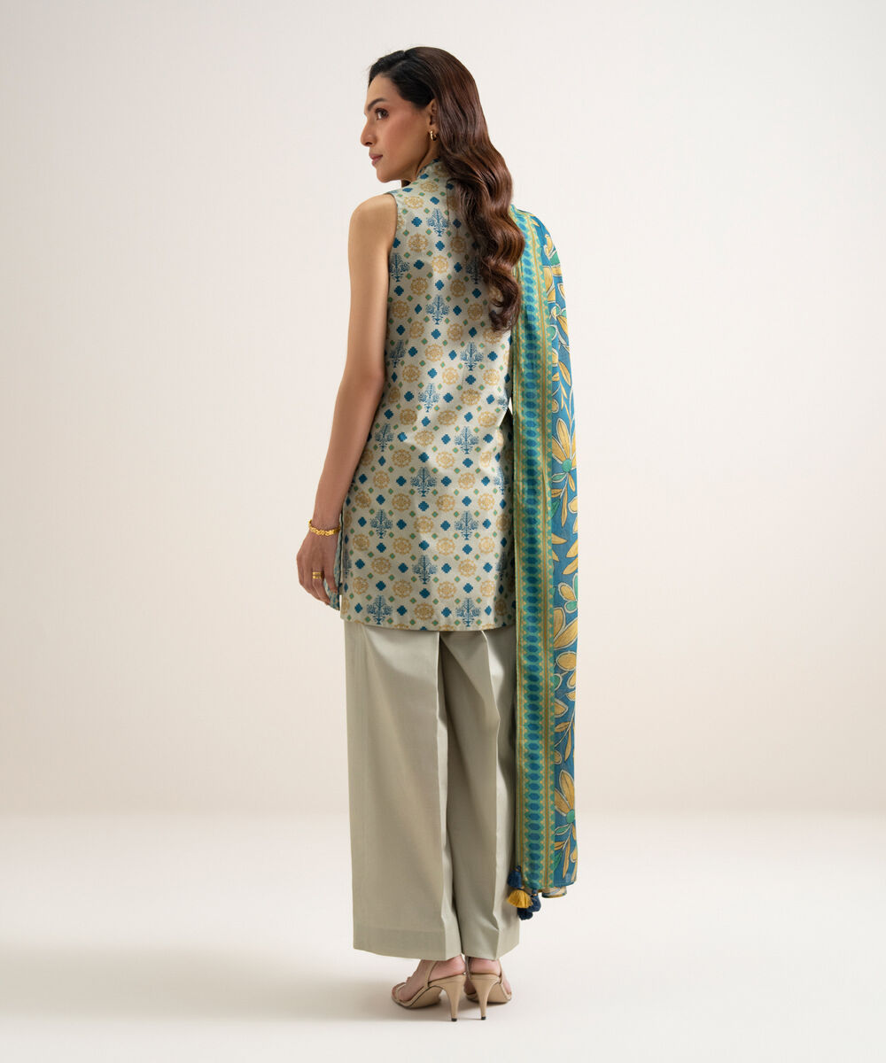 Women's Unstitched Lawn Printed Multi 3 Piece Suit