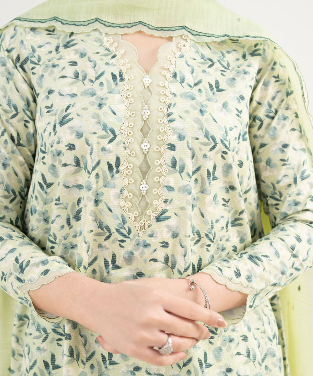 Women's Unstitched Zari Lawn Embroidered Green 3 Piece Suit
