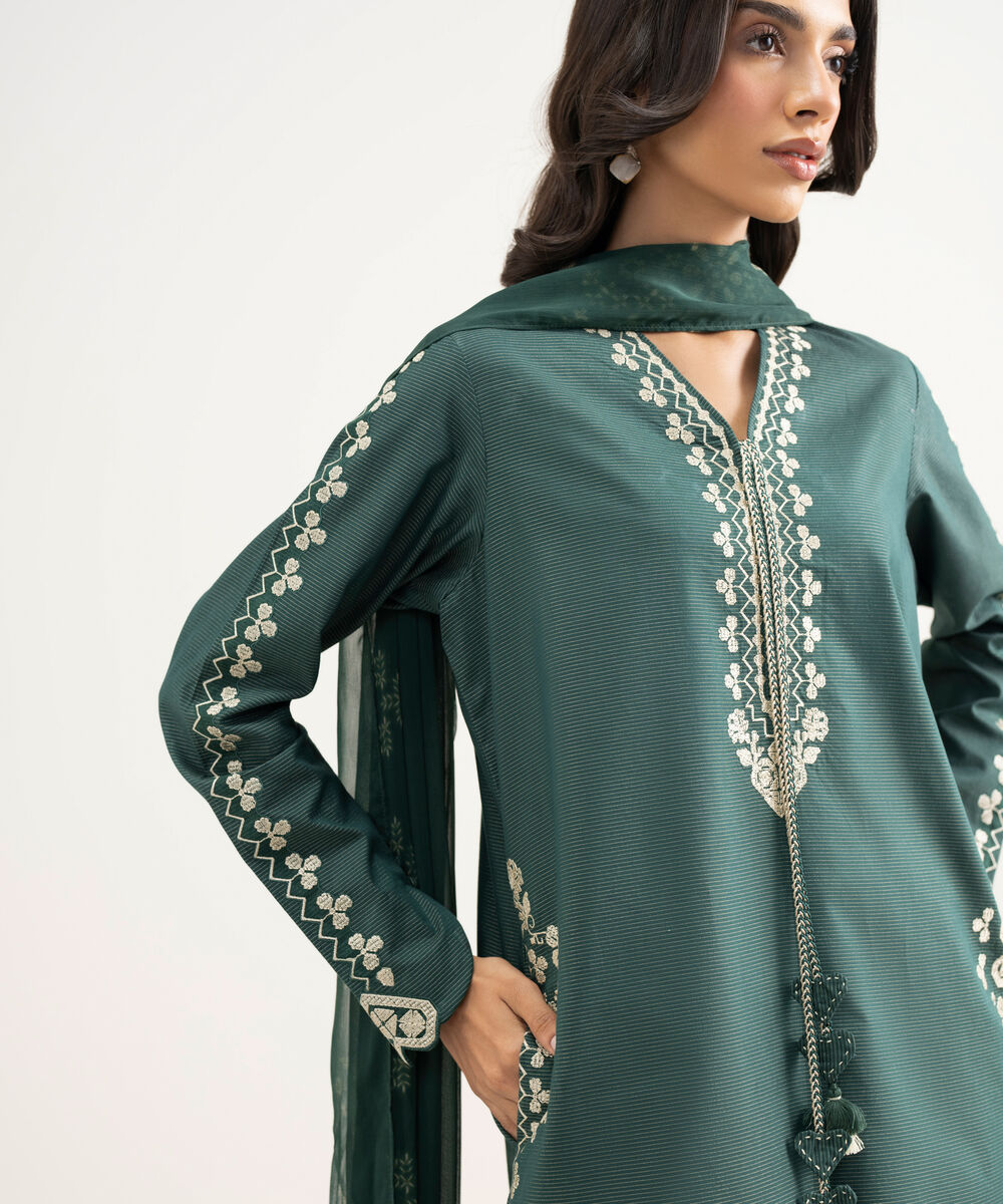 Women's Unstitched Zari Lawn Embroidered Green 3 Piece Suit
