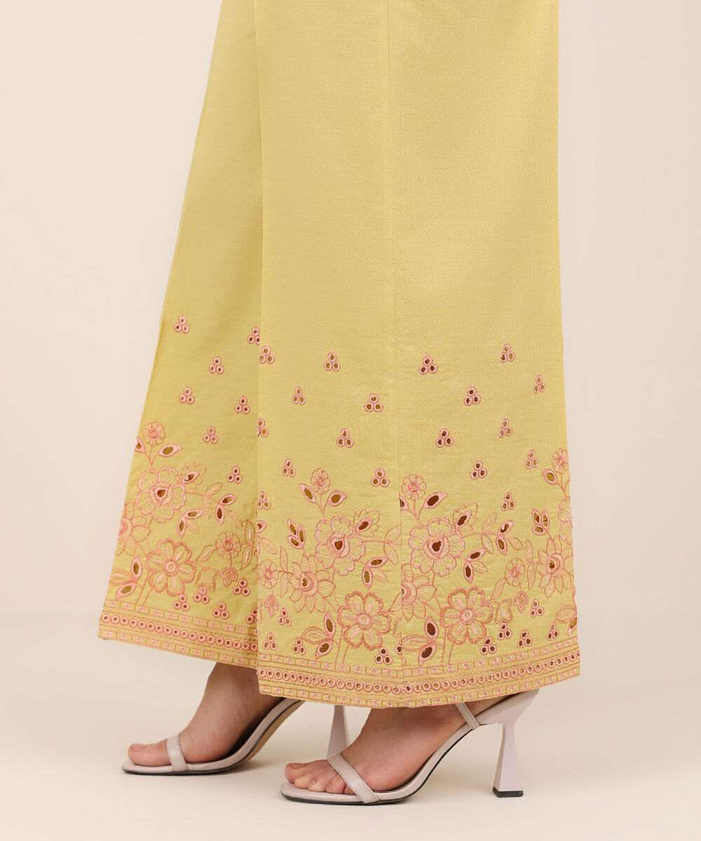Women's RTW Textured Cotton Yellow Embroidered Culottes