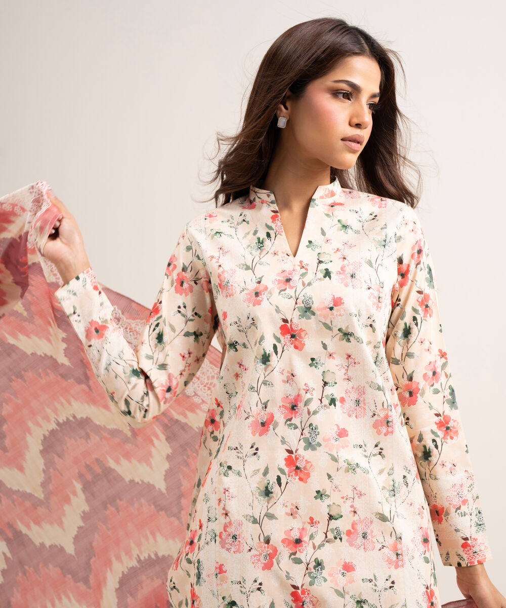 Women's Unstitched Lawn Printed Pink 3 Piece Suit