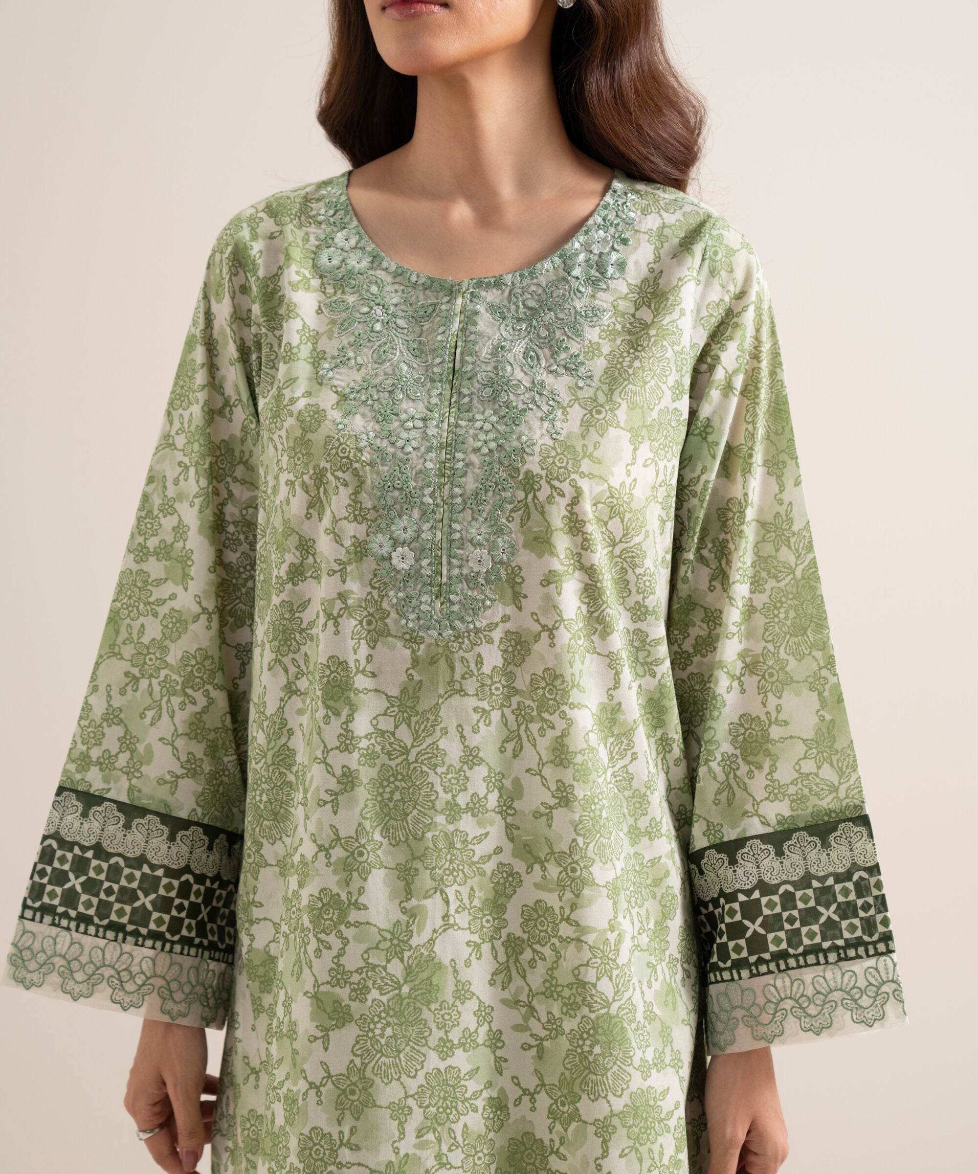 Unstitched 3 PC U3PDDS26V687