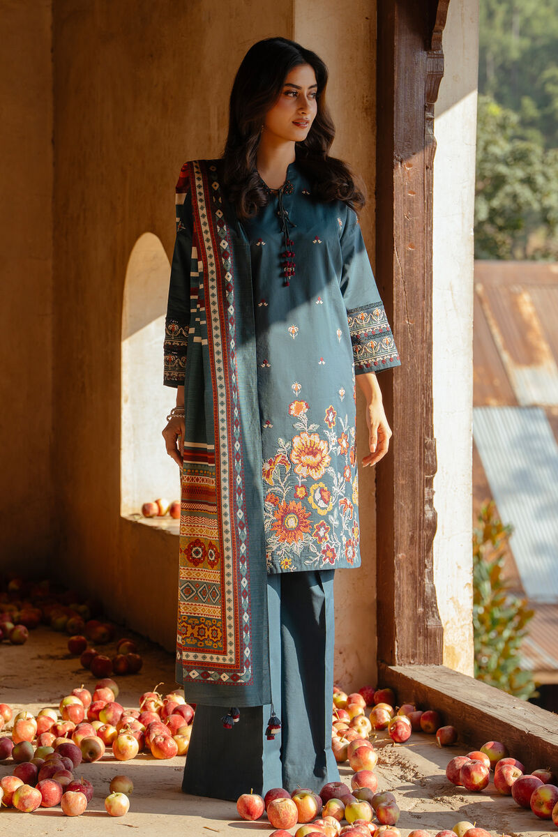 3 Piece - Embroidered Crosshatch Suit