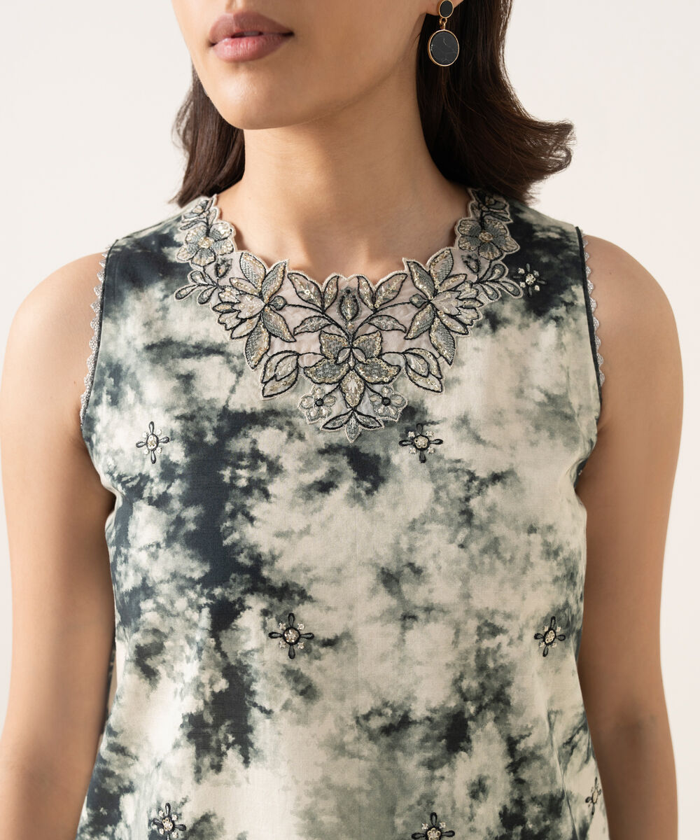 Women's Unstitched Textured Lawn Embroidered Multi 3 Piece Suit