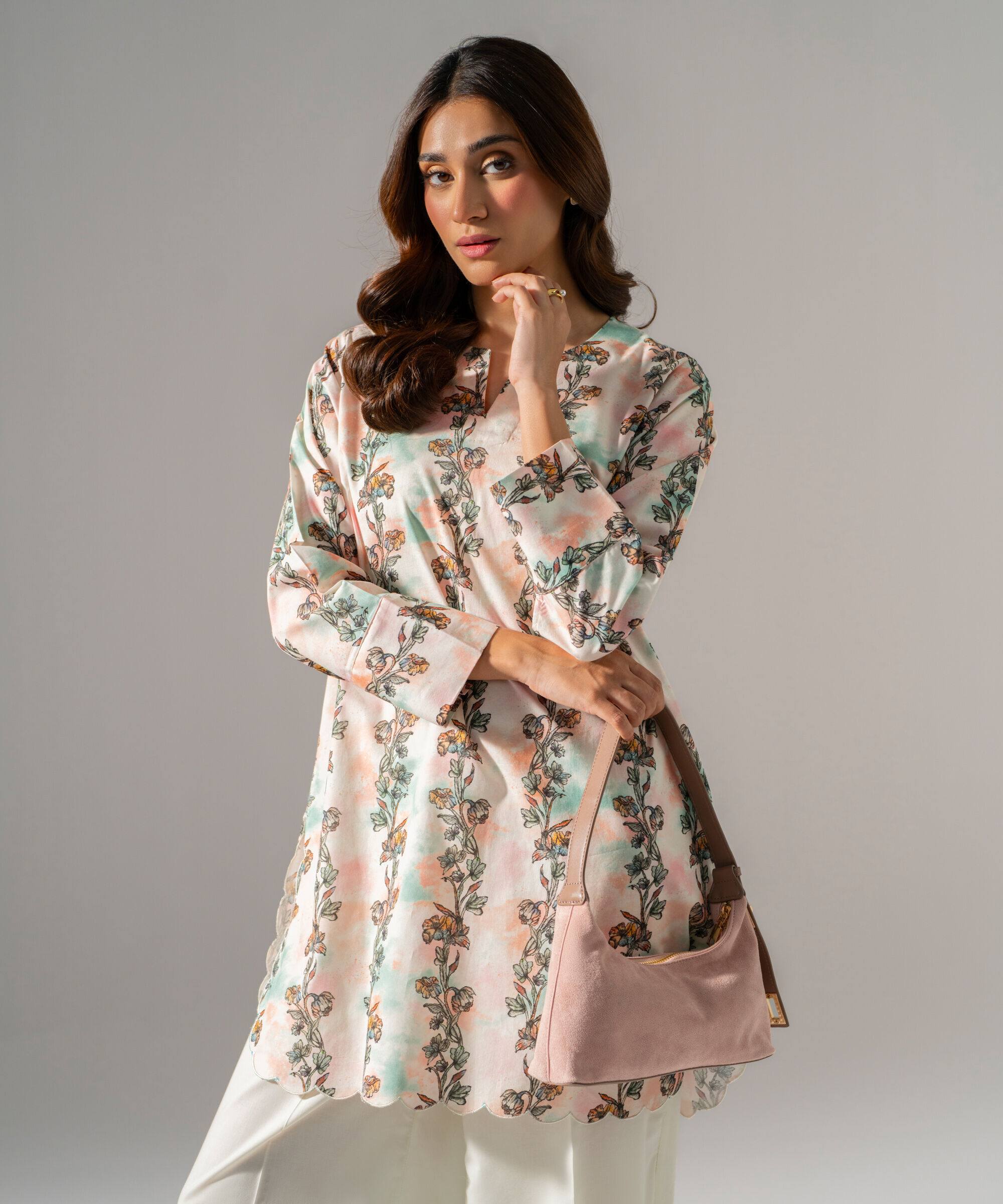Retail Price: 3590/-PKR