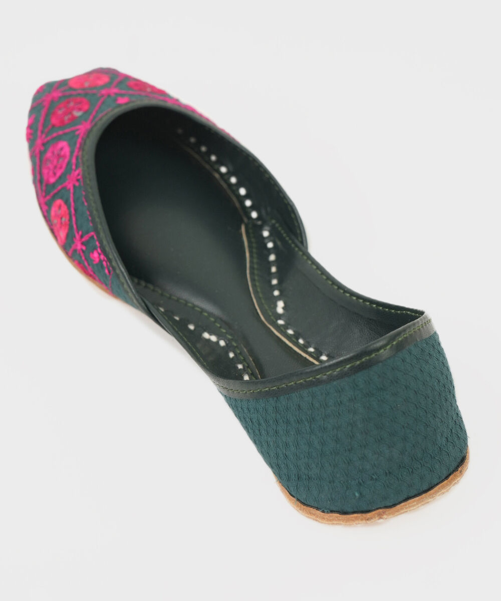 Women's Green Khussa