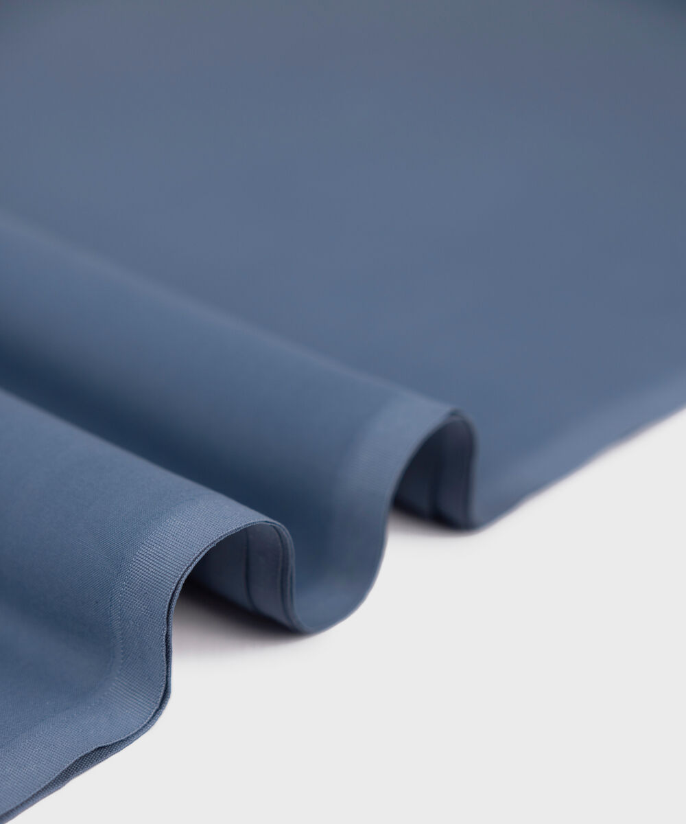 Men Unstitched Wash & Wear Blue Full Suit Fabric