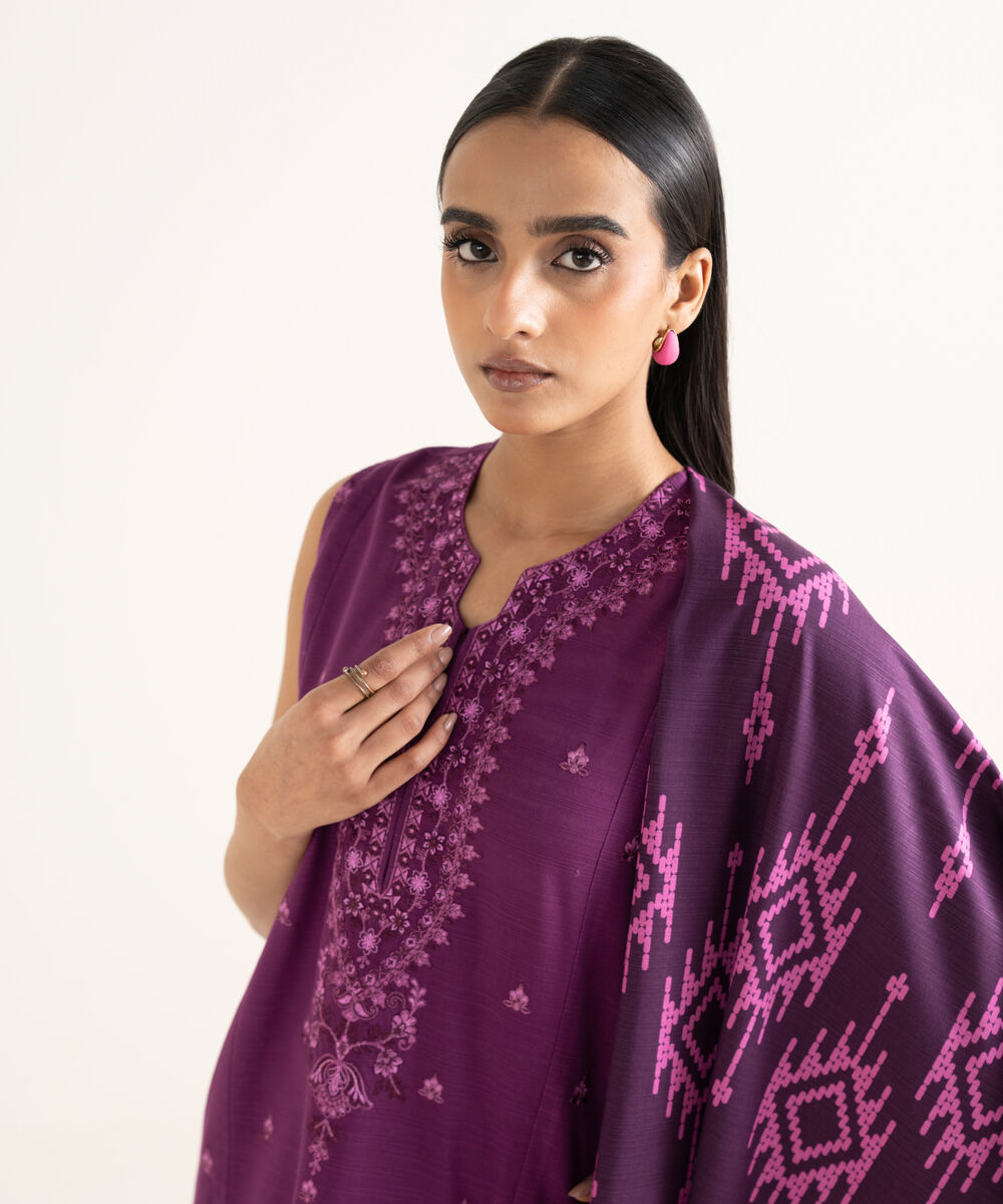 Women's Unstitched Light Khaddar Embroidered Magenta 3 Piece Suit