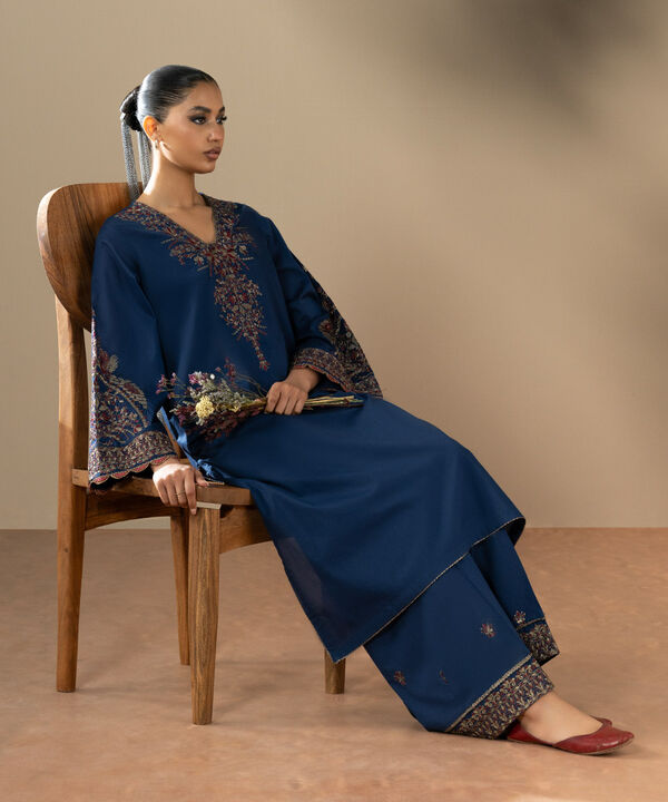 Embroidered Lawn Shirt null