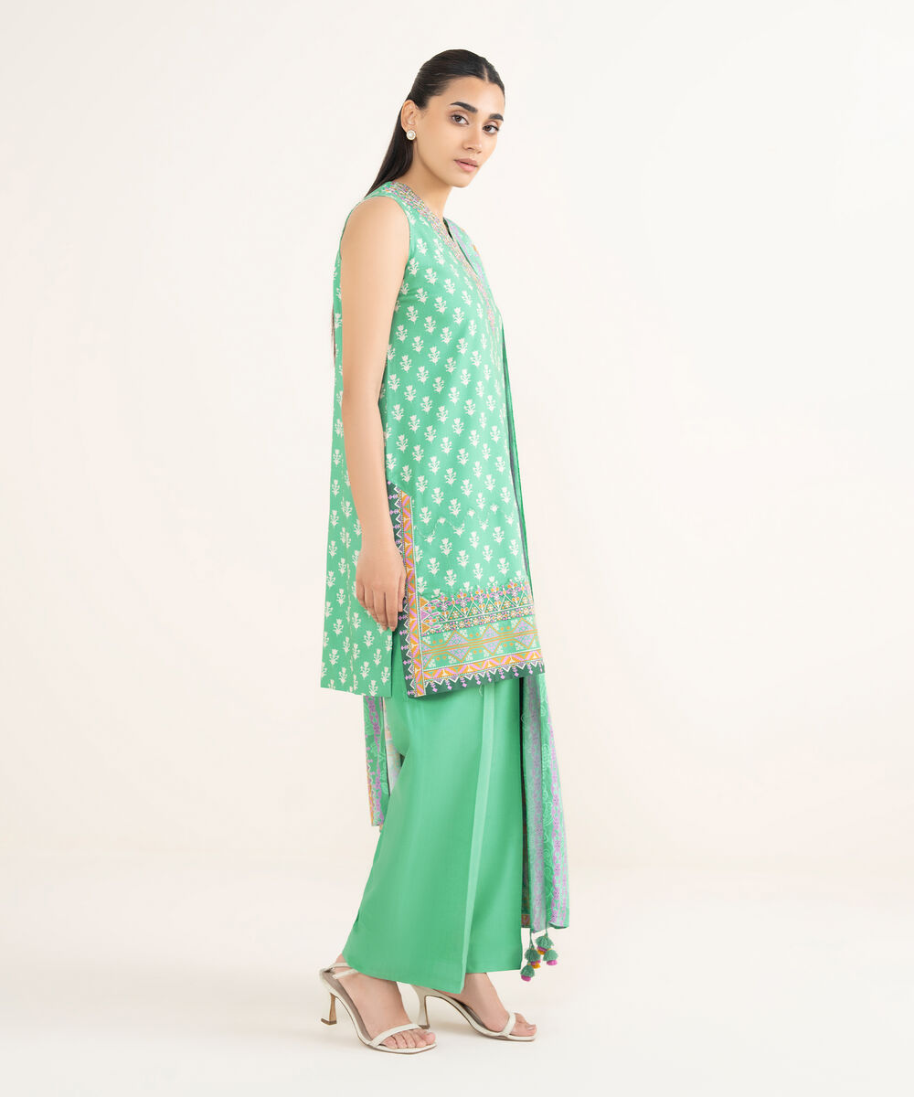 Women's Unstitched Linen Embroidered Green 3 Piece Suit