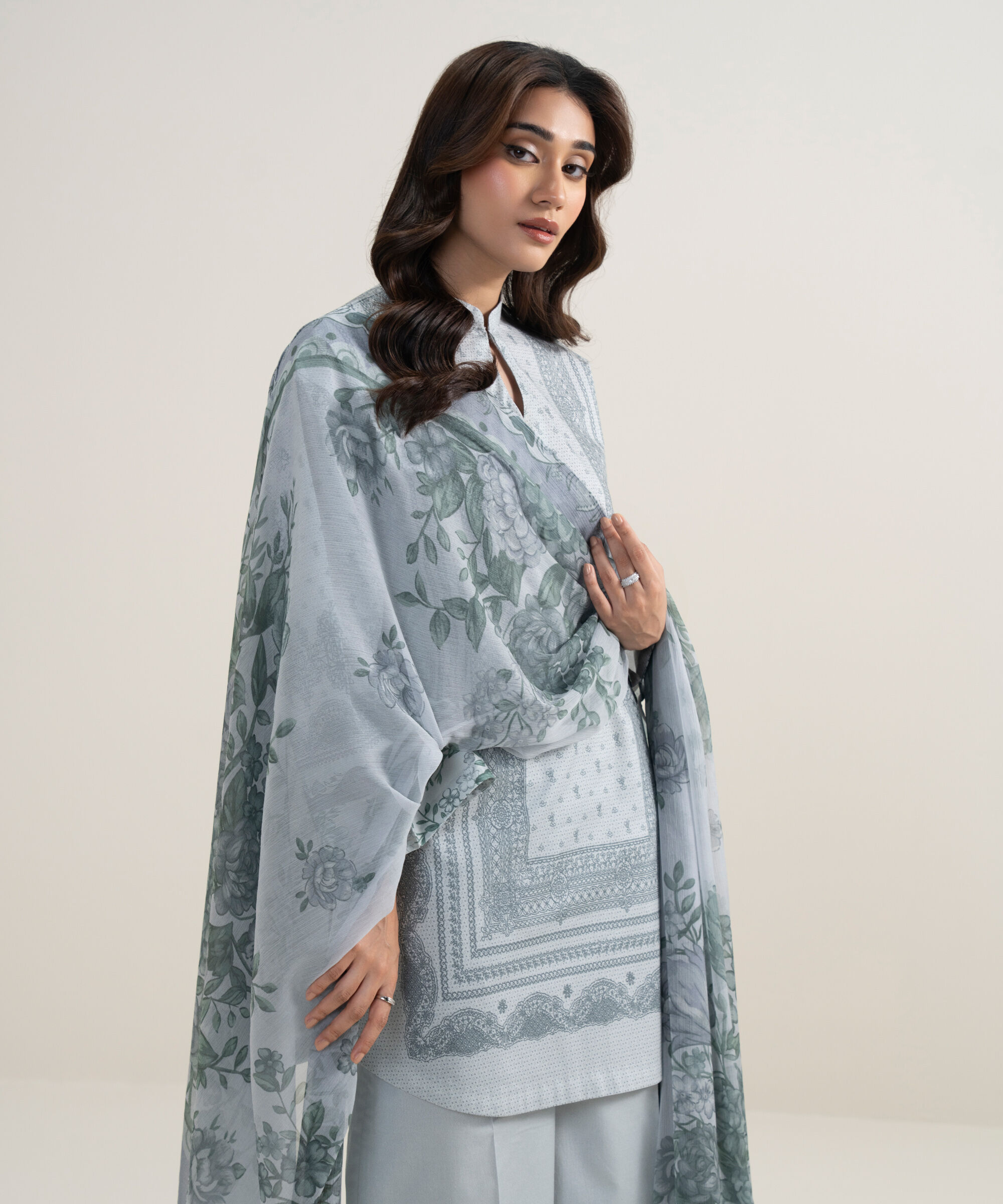Unstitched 3 PC U3PDYS26V431